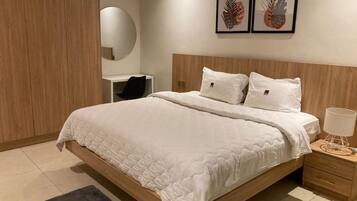 Iron/ironing board, free WiFi