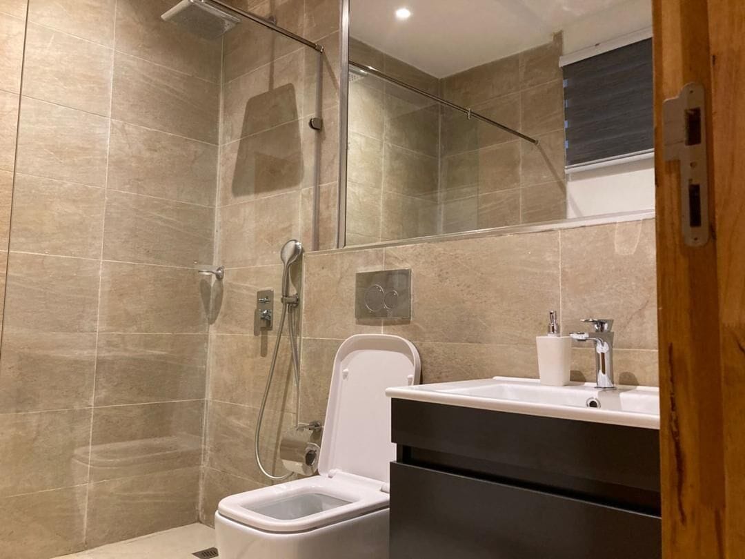 Shower, free toiletries, towels, soap