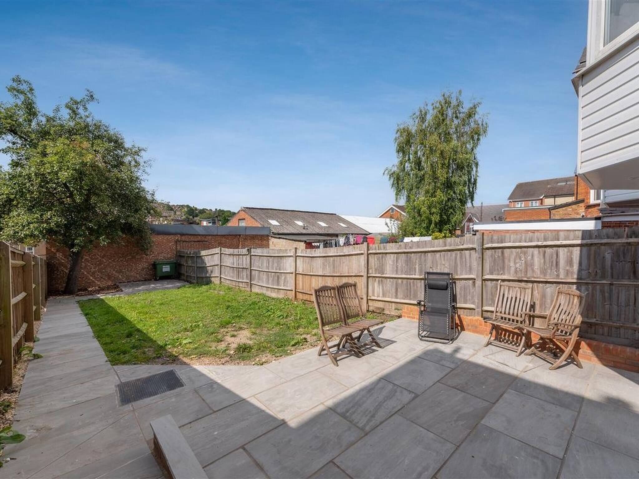 Rumah, 5 kamar tidur, Boleh Merokok | Halaman properti