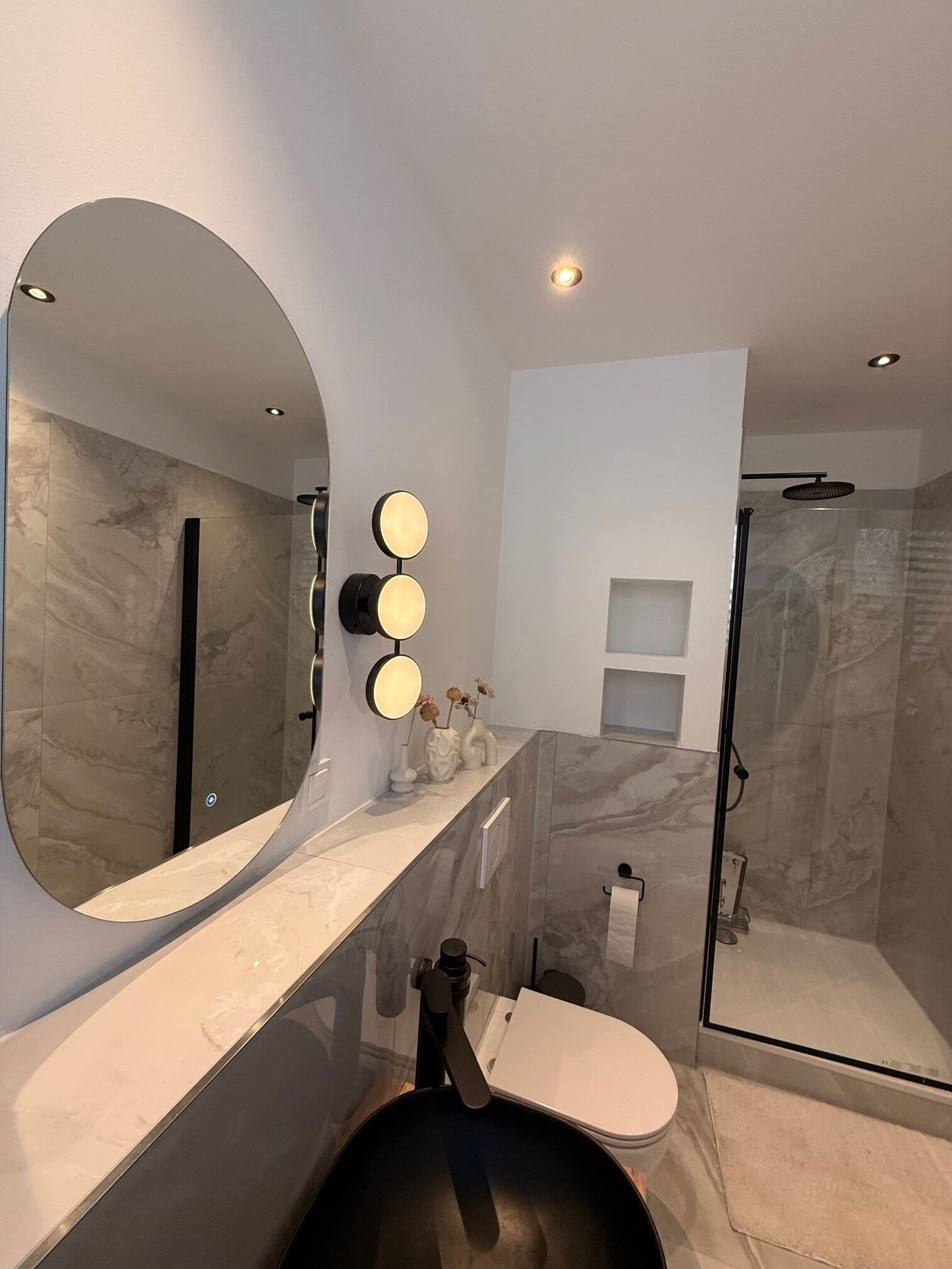 Shower, towels, soap, toilet paper