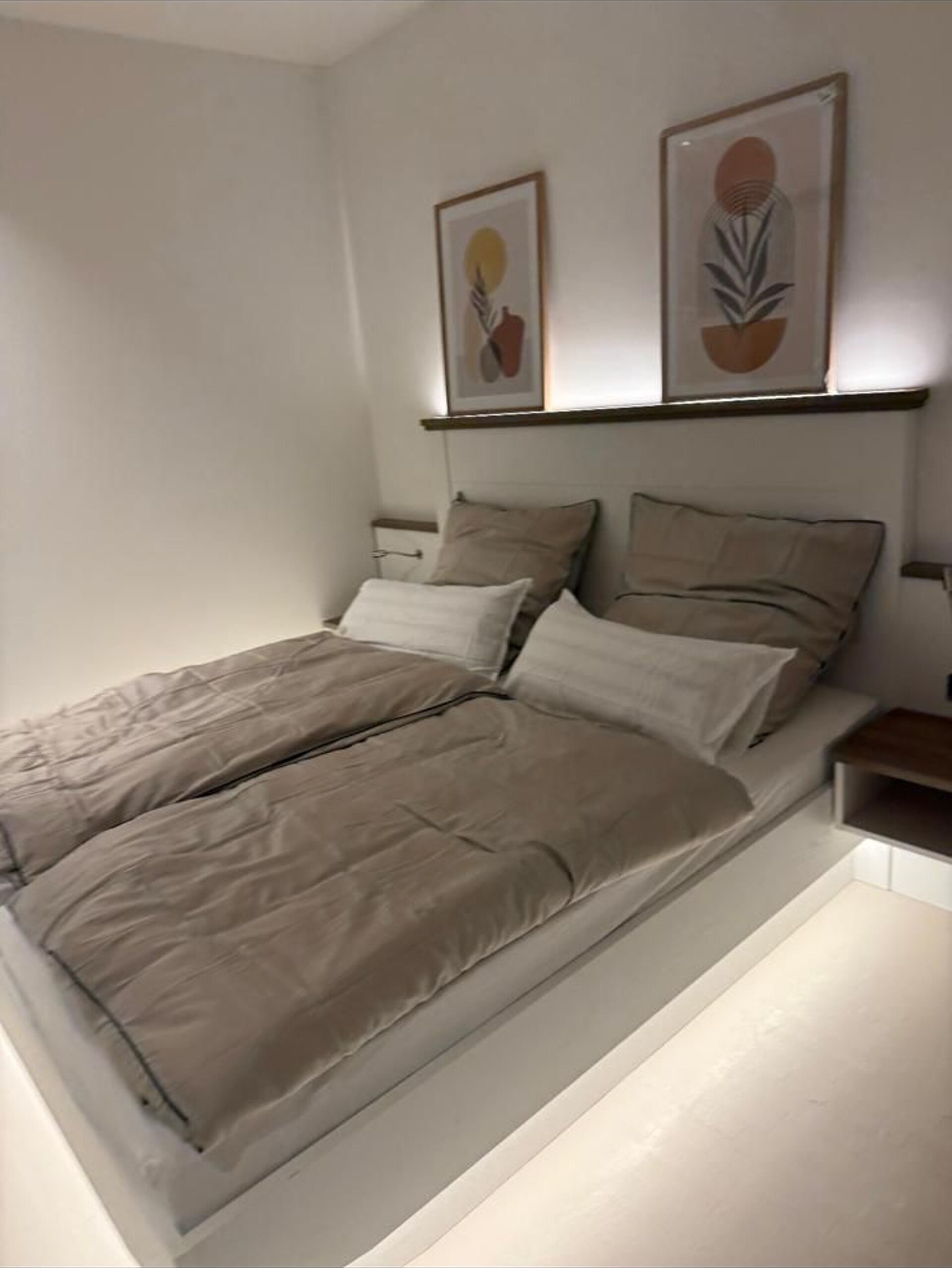 7 habitaciones, wifi y ropa de cama 