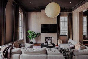 Smart TV, offices