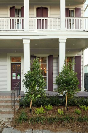 Exterior detail - Garden District Stay | Shared Heated Pool + Spa (New Orleans)
