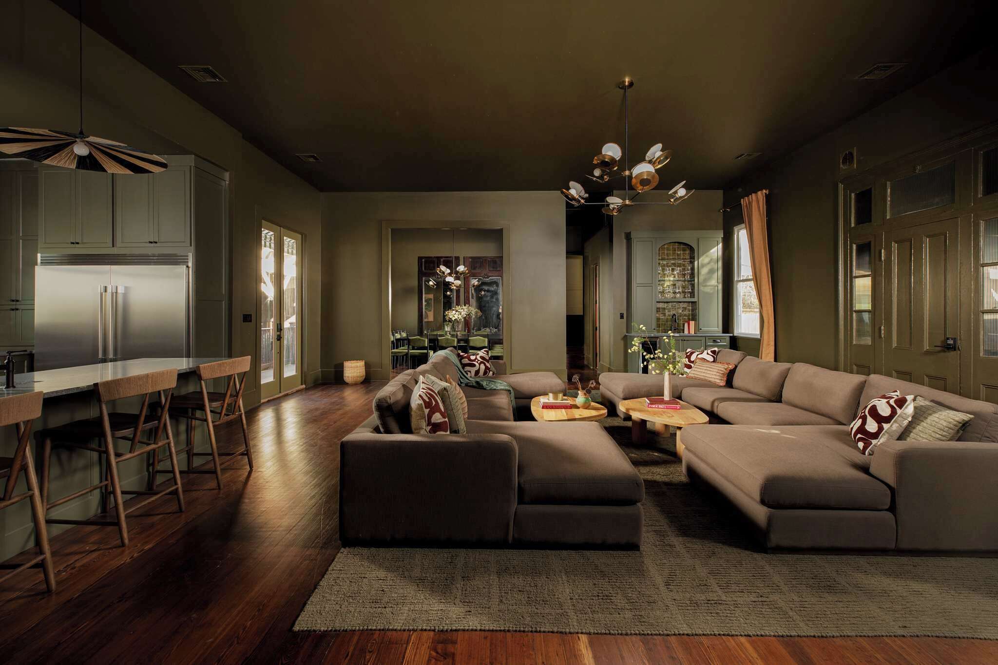 Téléviseur, bureau