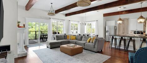 Fernseher, Kamin, Videospiele