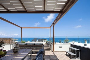 Outdoor dining - Amaltheia Luxury Residence | Sunset & Privacy (Rethymno)