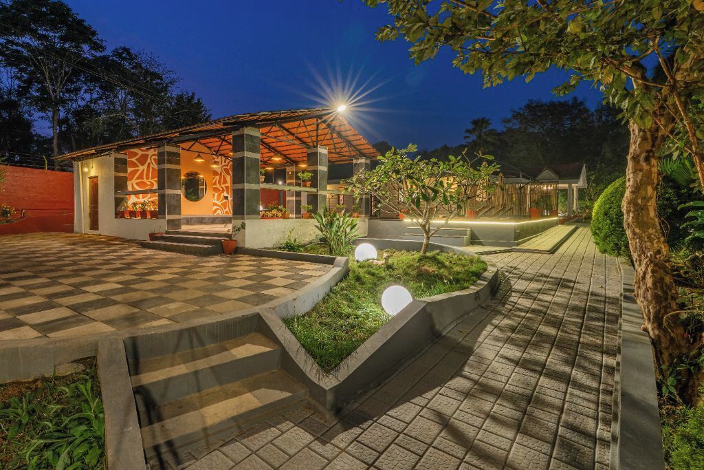 Pintu masuk hartanah