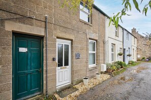 Exterior detail - Host & Stay | Daisy Cottage (Masham)