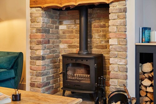 Host & Stay | Daisy Cottage