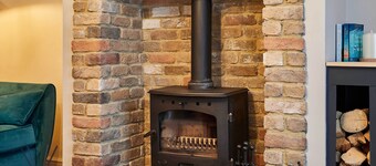 Host & Stay | Daisy Cottage