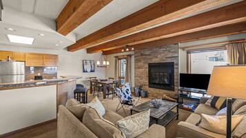TV, fireplace, DVD player, offices