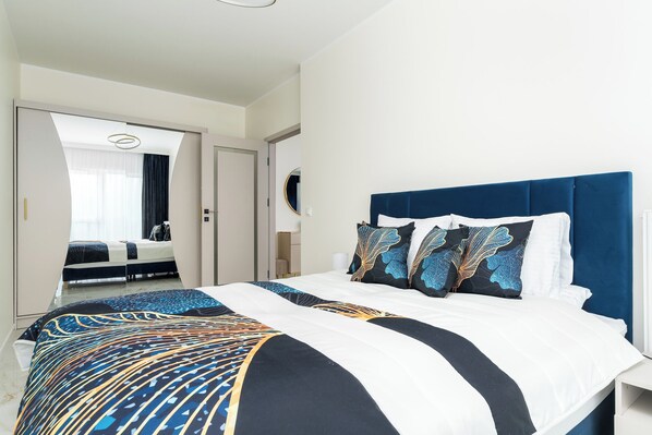 Apartamento clássico, sacada | Ferros/tábuas de passar roupa, berços (sobretaxa), Wi-Fi de cortesia