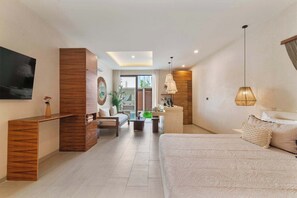 1 bedroom, iron/ironing board, WiFi, bed sheets - Suite with Swim-Up Pool - 10 Min from the Beach (Tulum)