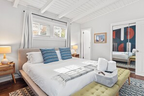 3 bedrooms, iron/ironing board, travel cot, free WiFi