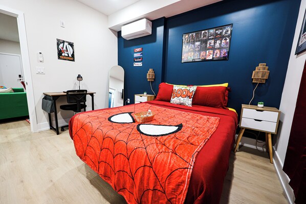 办公桌、熨斗/熨衣板、免费 WiFi、床单