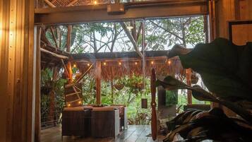 Cabin, 1 Bedroom, Smoking | Living room