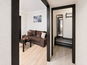 Classic Apartment, Balcony, Courtyard View | Living area | 40-inch LCD TV with digital channels - Apartment near Komarovsky Market (Minsk)