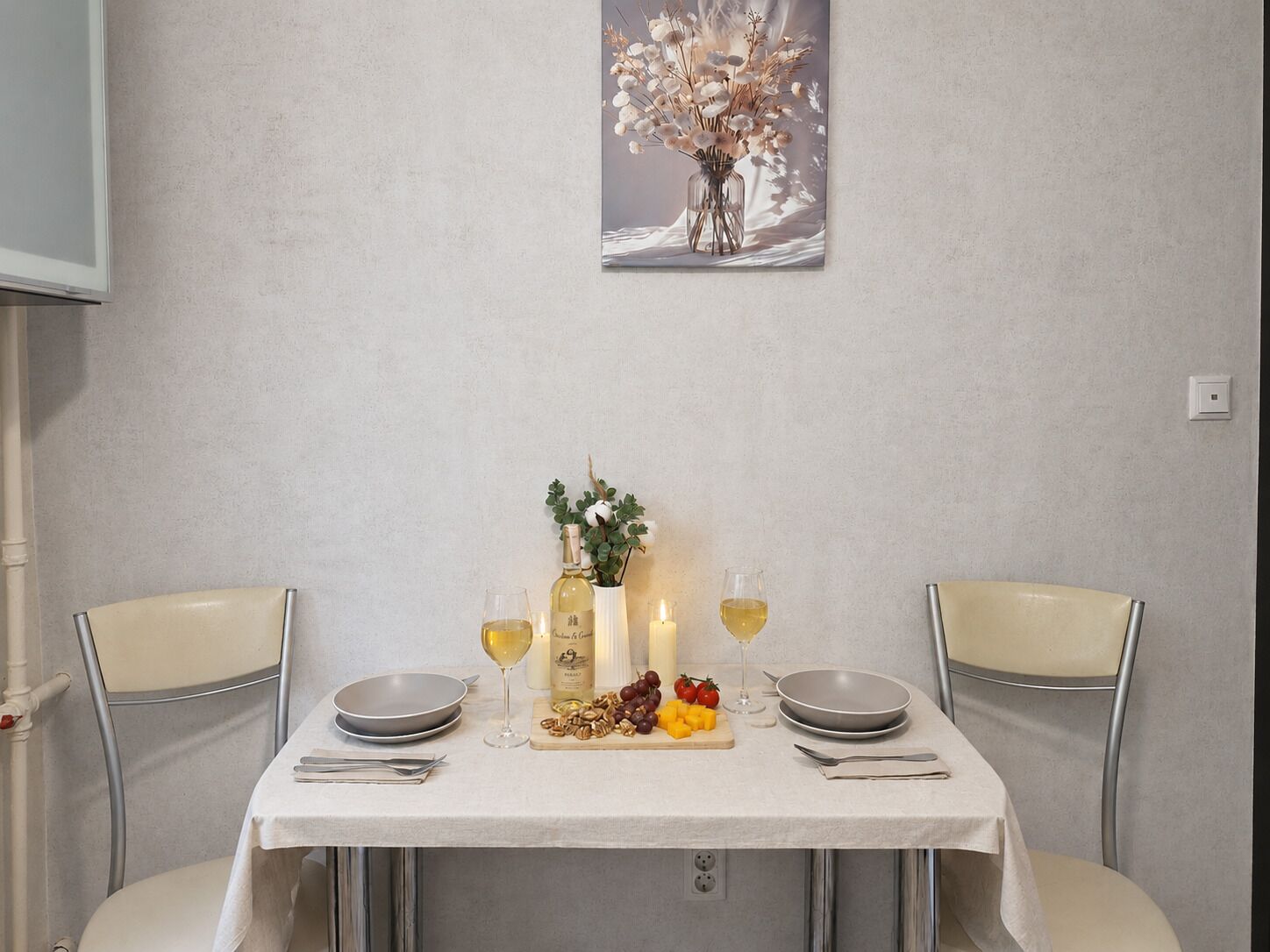 Classic Apartment, Balcony, Courtyard View | Private kitchen | Electric kettle