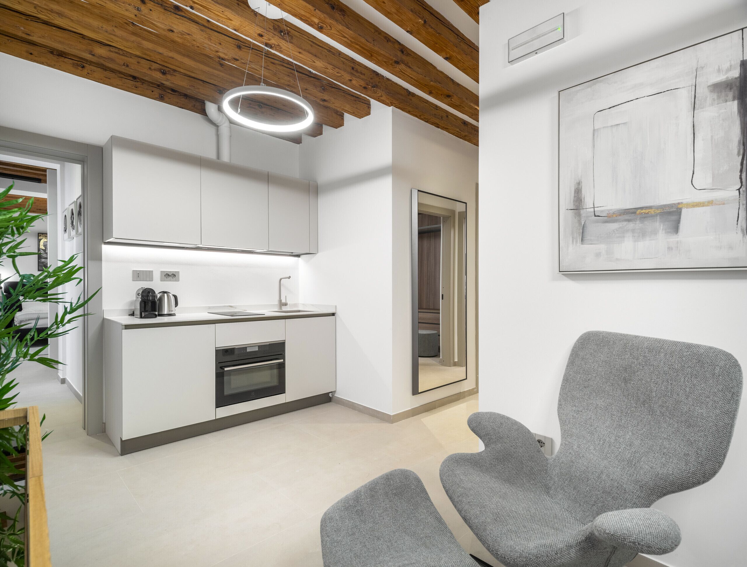 Kühlschrank, Ofen, Wasserkocher, Toaster