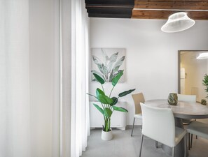 Dining - Palace Of The Elect Green Apartment R&R (Venecia)