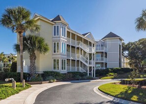Exterior - Oceanfront Condo in Wild Dunes (Isle Of Palms)