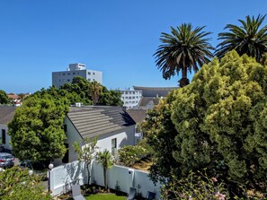 Deluxe Double or Twin Room, Non Smoking, Private Bathroom | Free WiFi - Palm Paradise (Cape Town)