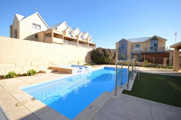 Shared pool