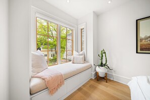 4 chambres, fer et planche à repasser, Wi-Fi, literie fournie