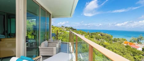 Condo, 2 Bedrooms, Balcony, City View | Balcony