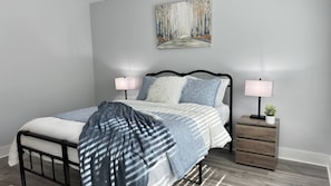 House, 4 Bedrooms, Balcony | 4 bedrooms - Snellville Retreat - Modern 4 Bedroom Home Sleeps 10 (Snellville)