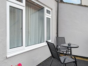 Outdoor dining - 3 bedroom accommodation in Bridlington (Bridlington)