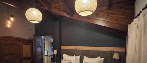 1 bedroom, desk, travel crib, free WiFi