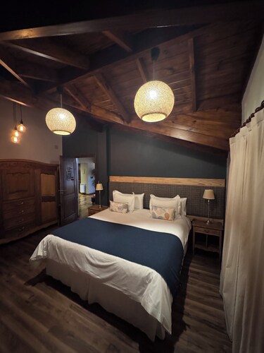 Premium SUITE - Deluxe Double room in the heart of the town