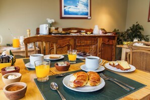 تناول الطعام