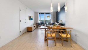 Unclassified image, 5 of 57, button - Amazing 2 BR Apartment, Pool & Near Beach (Hallandale Beach)