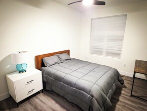 5 makuuhuonetta, silitysrauta/-lauta, Wi-Fi, vuodevaatteet