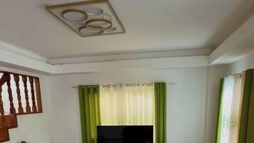 Ferienhaus, 4Â Schlafzimmer, Raucher, Balkon | Wohnzimmer