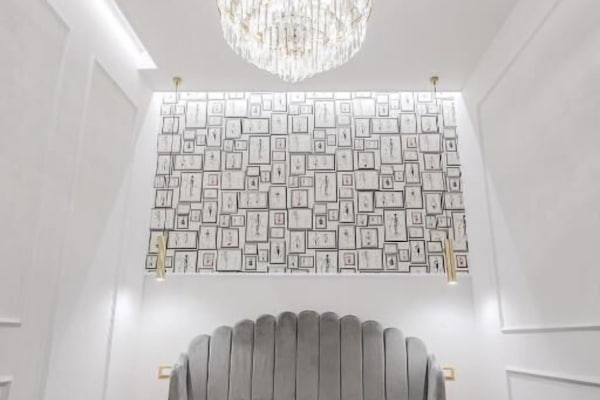 Junior Suite, 1 Queen Bed, Private Bathroom | In-room safe, desk, soundproofing, WiFi (free)