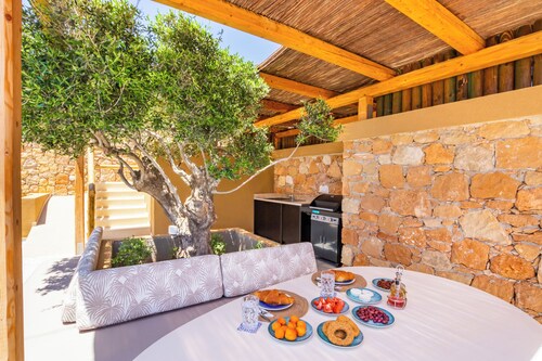 Vala Luxury Villa B
