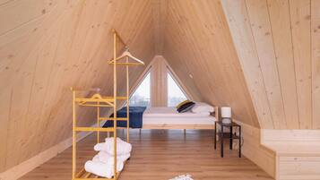 1 bedroom, iron/ironing board, travel crib, WiFi