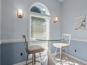 Dining - Ahoy Matey | Family Fun, Pet-friendly & Golf Cart (Emerald Isle)
