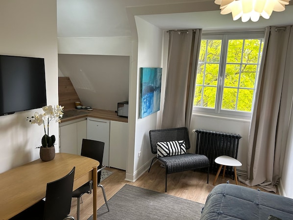 Superior Studio, Garden View - Peace | Bahagian dalam