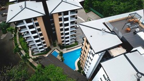 Apartamento, 2 quartos, acessível, sacada | Piscina | Piscina externa