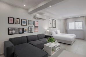 Superior Studio | Interior - Brassbell By Pyramids Near Grand Museum (Giza)