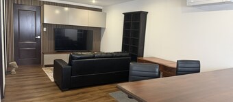 Room-self-contained Studio