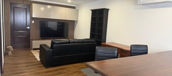 Room-self-contained Studio