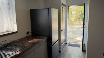 Room, 1 Bedroom, Smoking, City View | Bahagian dalam