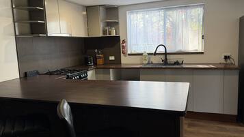 Chambre, 1 chambre, fumeurs, vue ville | Intérieur