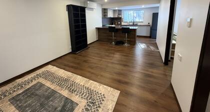 Room-self-contained Studio