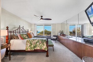 2 bedrooms, free WiFi, bed sheets - Beaches 106 by FVC– Gulf-Front Luxury with Private Beach Access (Longboat Key)